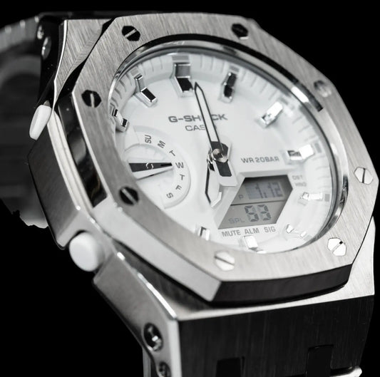 CasiOak Mini Argent Bracelet Argent Cadran Blanc Baguettes Métalliques Infinity Oak